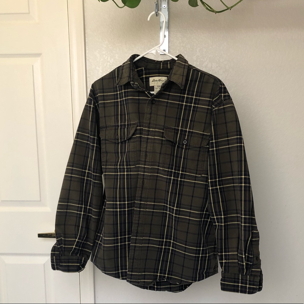 Eddie Bauer Men’s Brown Plaid Button Up